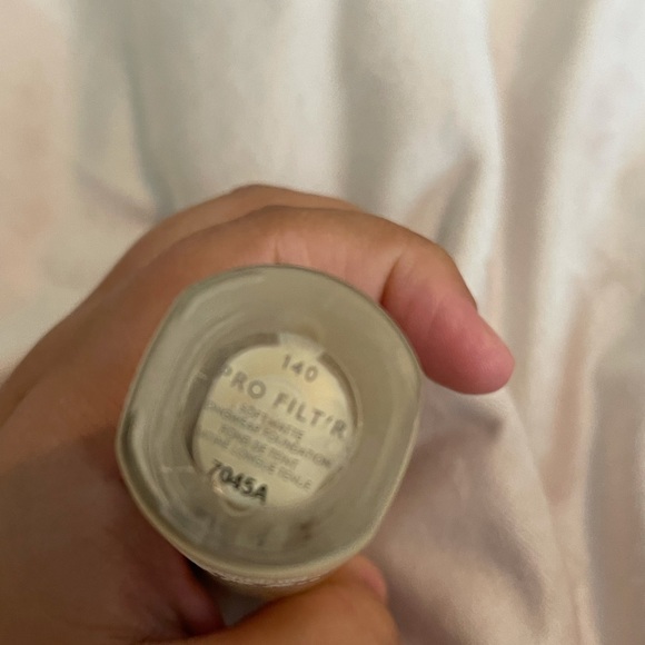 Fenty foundation - Picture 4 of 5